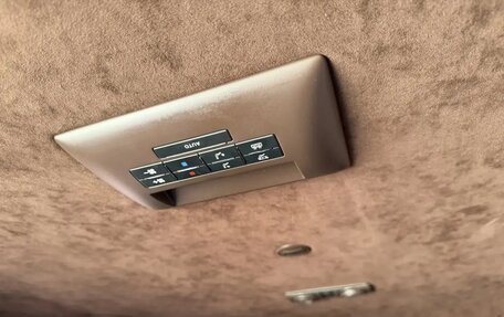 Volkswagen Multivan T6 рестайлинг, 2018 год, 3 590 000 рублей, 17 фотография
