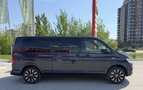 Volkswagen Multivan T6 рестайлинг, 2018 год, 3 590 000 рублей, 23 фотография