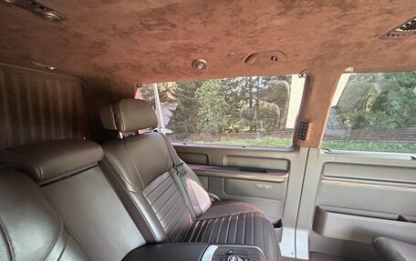 Volkswagen Multivan T6 рестайлинг, 2018 год, 3 590 000 рублей, 27 фотография