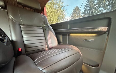 Volkswagen Multivan T6 рестайлинг, 2018 год, 3 590 000 рублей, 28 фотография