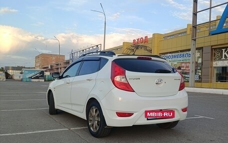 Hyundai Solaris II рестайлинг, 2011 год, 500 000 рублей, 9 фотография