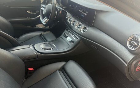 Mercedes-Benz E-Класс, 2021 год, 3 549 000 рублей, 16 фотография