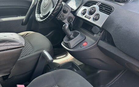 Renault Kangoo II рестайлинг, 2012 год, 865 000 рублей, 18 фотография