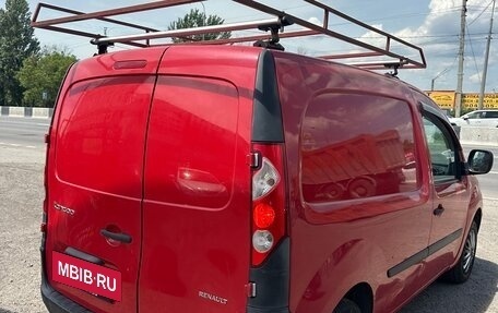 Renault Kangoo II рестайлинг, 2012 год, 865 000 рублей, 24 фотография