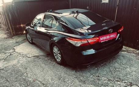 Toyota Camry, 2019 год, 2 090 000 рублей, 7 фотография
