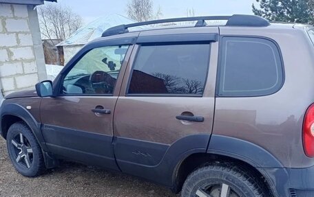 Chevrolet Niva I рестайлинг, 2018 год, 785 000 рублей, 6 фотография