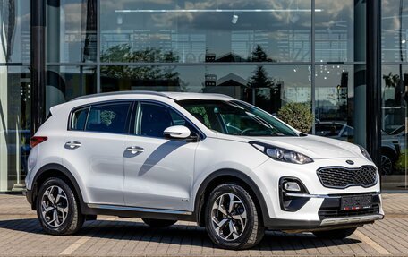 KIA Sportage IV рестайлинг, 2018 год, 1 895 000 рублей, 3 фотография