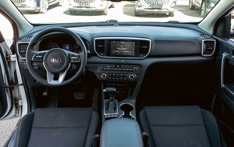 KIA Sportage IV рестайлинг, 2018 год, 1 895 000 рублей, 16 фотография