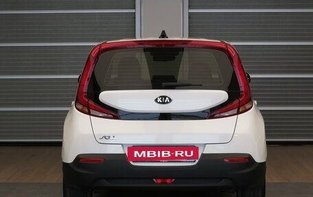 KIA Soul III, 2020 год, 1 995 000 рублей, 15 фотография