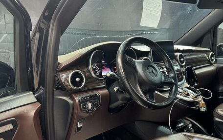 Mercedes-Benz V-Класс, 2015 год, 3 560 000 рублей, 5 фотография