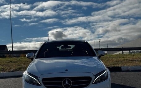 Mercedes-Benz C-Класс, 2017 год, 1 850 000 рублей, 5 фотография