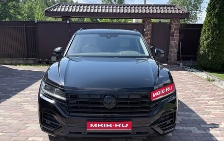 Volkswagen Touareg III, 2019 год, 5 200 000 рублей, 1 фотография