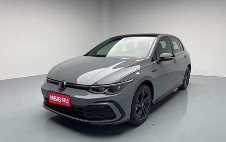 Volkswagen Golf VIII, 2023 год, 2 090 000 рублей, 1 фотография