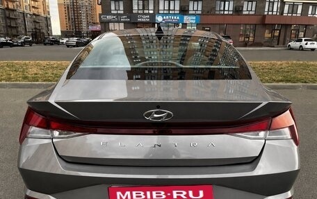 Hyundai Elantra, 2022 год, 1 630 000 рублей, 3 фотография