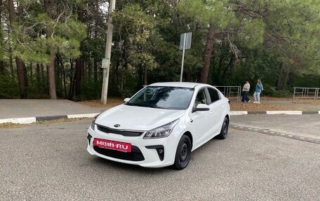 KIA Rio IV, 2018 год, 950 000 рублей, 5 фотография