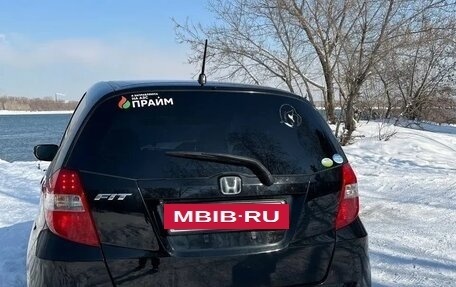 Honda Fit III, 2011 год, 900 000 рублей, 4 фотография