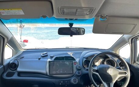 Honda Fit III, 2011 год, 900 000 рублей, 12 фотография