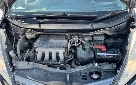 Honda Fit III, 2011 год, 900 000 рублей, 11 фотография