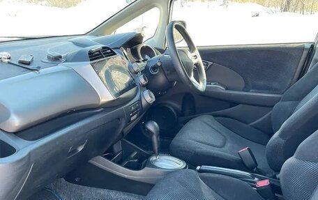 Honda Fit III, 2011 год, 900 000 рублей, 13 фотография