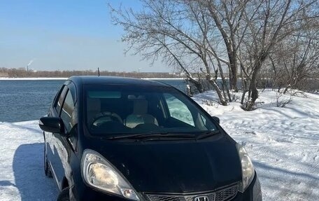 Honda Fit III, 2011 год, 900 000 рублей, 3 фотография