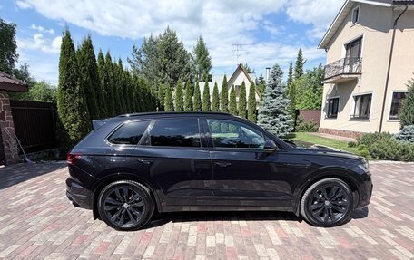 Volkswagen Touareg III, 2019 год, 5 200 000 рублей, 5 фотография