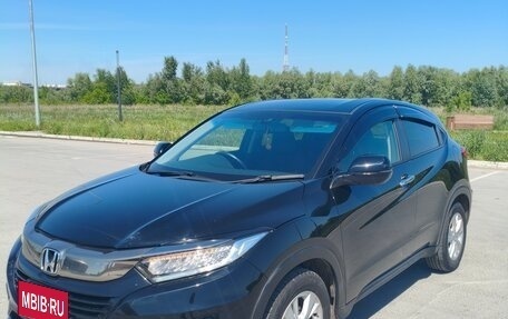 Honda Vezel, 2020 год, 2 080 000 рублей, 2 фотография
