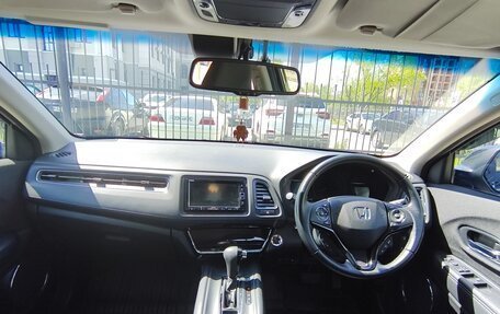 Honda Vezel, 2020 год, 2 080 000 рублей, 10 фотография