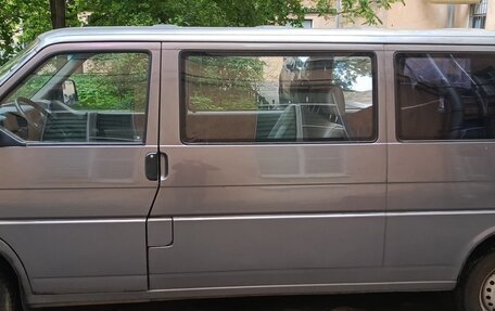 Volkswagen Caravelle T4, 1995 год, 700 000 рублей, 3 фотография