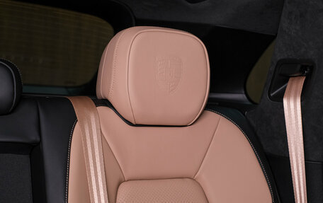Porsche Cayenne III, 2025 год, 21 330 000 рублей, 28 фотография