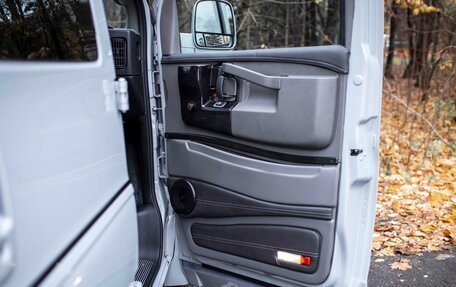 Chevrolet Express II, 2024 год, 15 599 999 рублей, 17 фотография