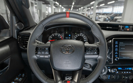 Toyota Hilux VIII, 2025 год, 7 750 000 рублей, 10 фотография