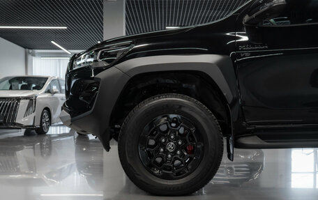 Toyota Hilux VIII, 2025 год, 7 750 000 рублей, 26 фотография