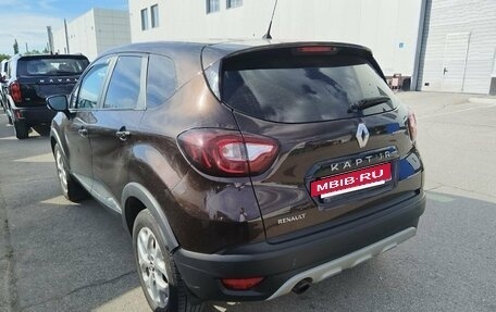 Renault Kaptur I рестайлинг, 2016 год, 997 000 рублей, 2 фотография