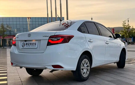 Toyota Vios III, 2022 год, 1 079 000 рублей, 5 фотография
