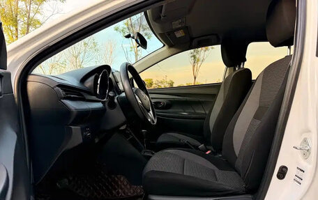 Toyota Vios III, 2022 год, 1 079 000 рублей, 8 фотография