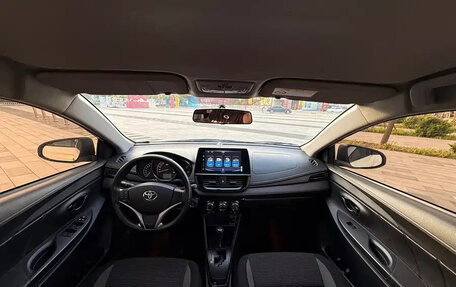 Toyota Vios III, 2022 год, 1 079 000 рублей, 14 фотография