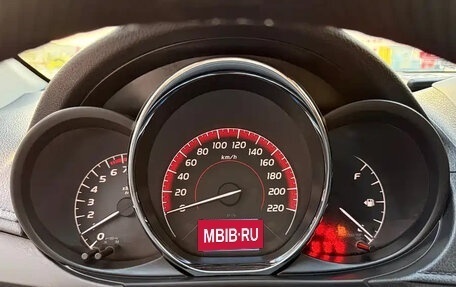 Toyota Vios III, 2022 год, 1 079 000 рублей, 7 фотография