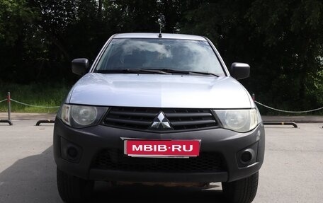 Mitsubishi L200 IV рестайлинг, 2010 год, 1 120 000 рублей, 1 фотография