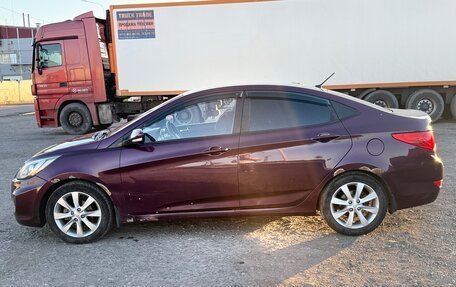Hyundai Solaris II рестайлинг, 2011 год, 600 000 рублей, 3 фотография