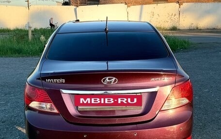Hyundai Solaris II рестайлинг, 2011 год, 600 000 рублей, 2 фотография
