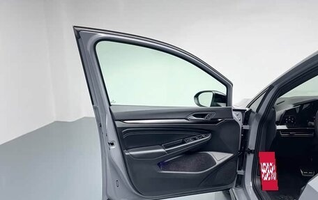 Volkswagen Golf VIII, 2023 год, 2 090 000 рублей, 7 фотография