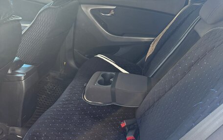 Hyundai Elantra V, 2012 год, 930 000 рублей, 5 фотография