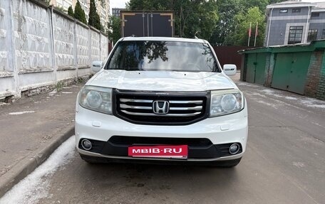 Honda Pilot III рестайлинг, 2014 год, 1 800 000 рублей, 2 фотография