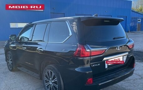 Lexus LX III, 2016 год, 6 200 000 рублей, 4 фотография