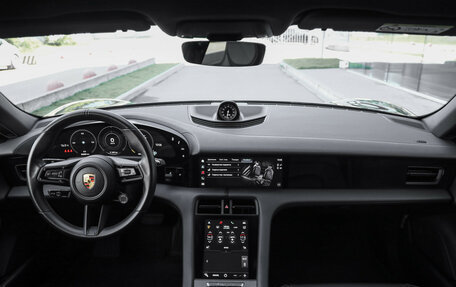 Porsche Taycan I, 2022 год, 8 900 000 рублей, 16 фотография