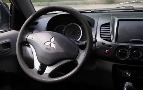 Mitsubishi L200 IV рестайлинг, 2010 год, 1 120 000 рублей, 23 фотография