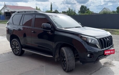 Toyota Land Cruiser Prado 150 рестайлинг 2, 2017 год, 4 250 000 рублей, 4 фотография