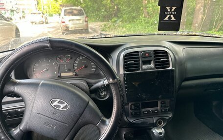 Hyundai Sonata IV рестайлинг, 2005 год, 130 000 рублей, 5 фотография