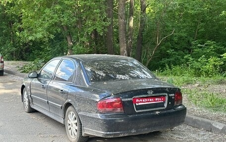 Hyundai Sonata IV рестайлинг, 2005 год, 130 000 рублей, 3 фотография