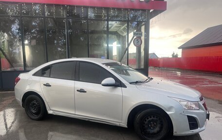 Chevrolet Cruze II, 2013 год, 800 000 рублей, 2 фотография